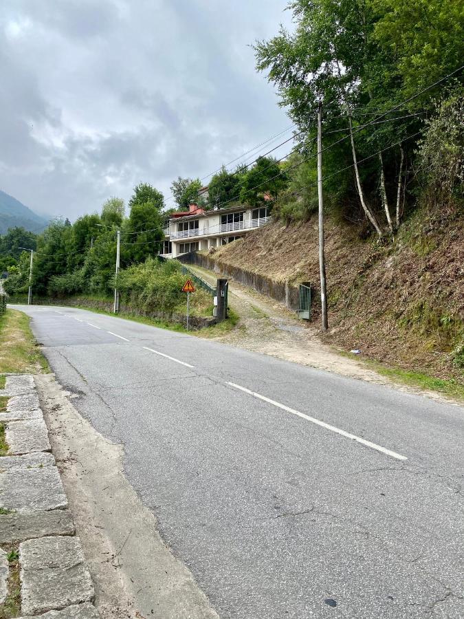 Apartmán Geres Distinto Exteriér fotografie