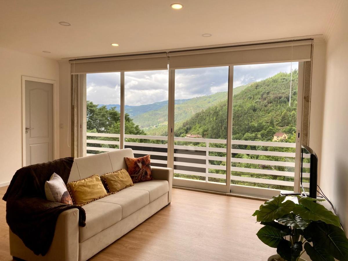 Apartmán Geres Distinto Exteriér fotografie