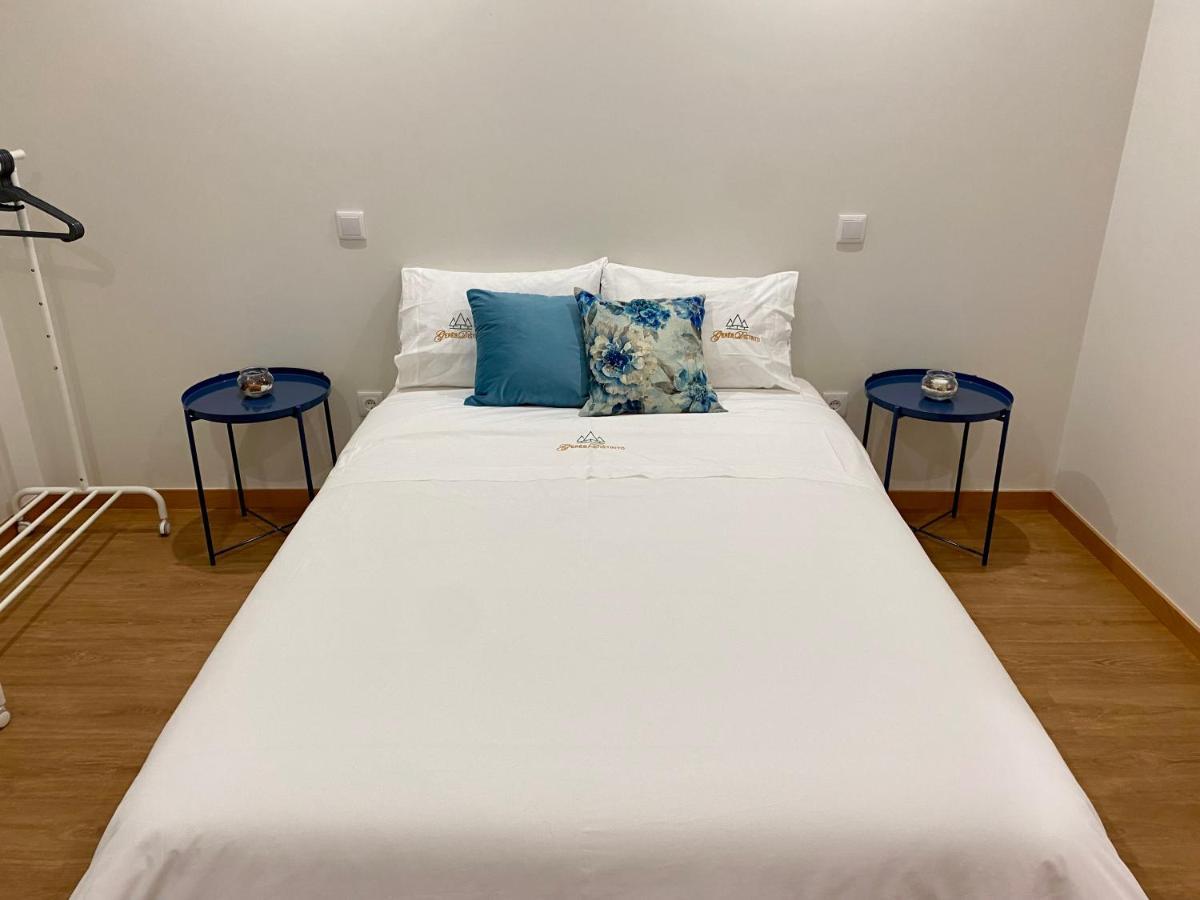Apartmán Geres Distinto Exteriér fotografie