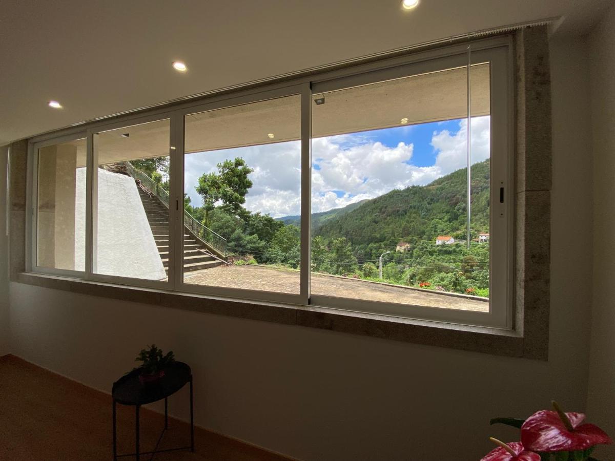 Apartmán Geres Distinto Exteriér fotografie