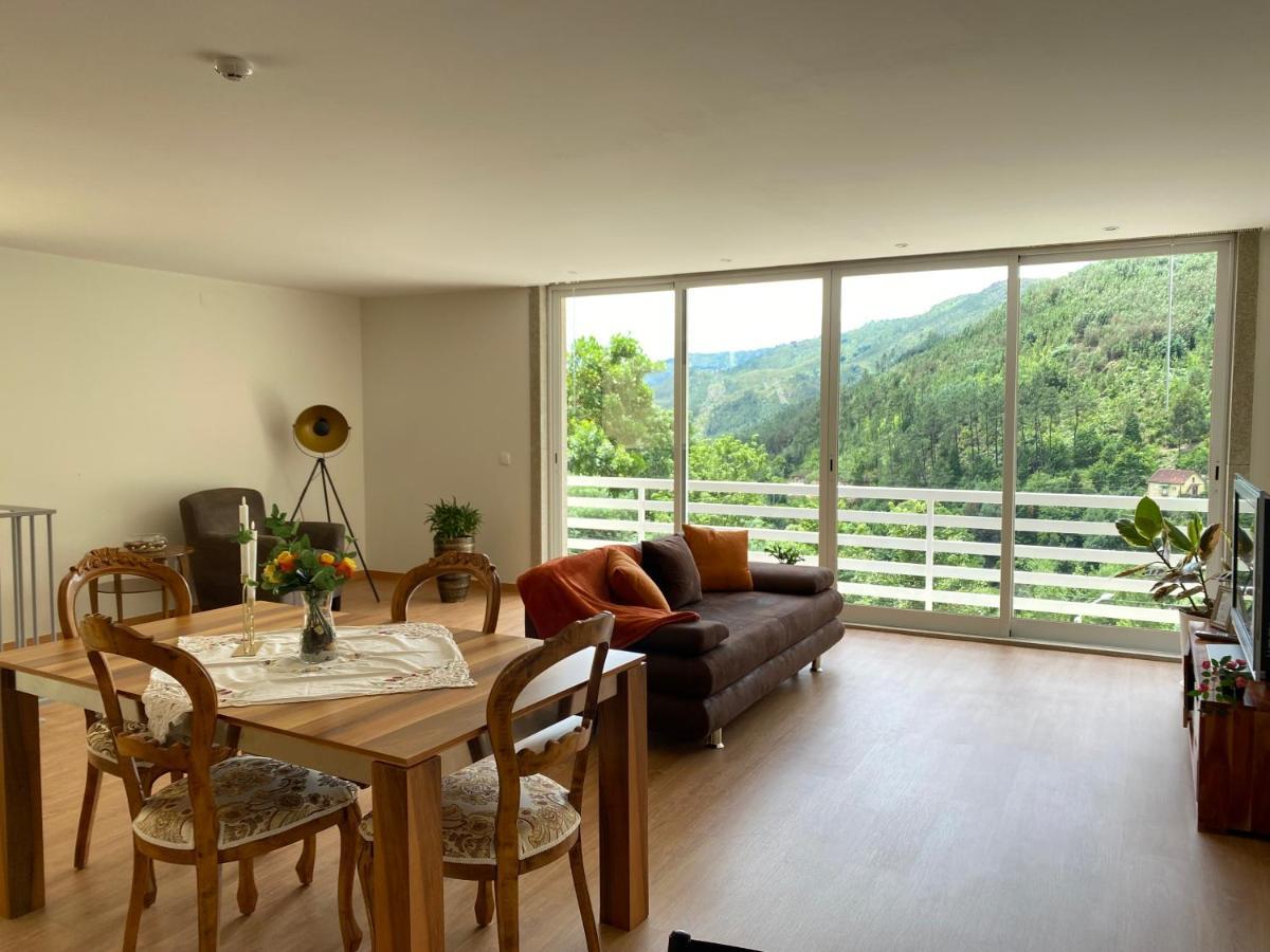 Apartmán Geres Distinto Exteriér fotografie